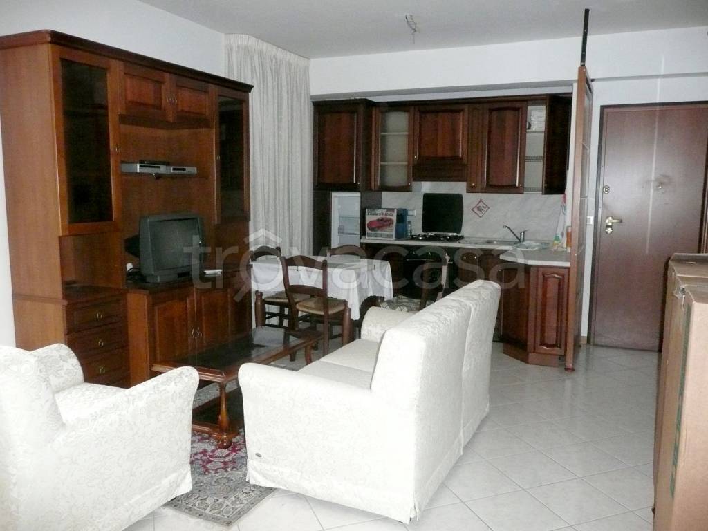 appartamento in vendita ad Ascoli Piceno