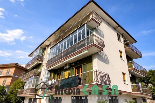 appartamento in vendita ad Ascoli Piceno in zona Poggio di Bretta