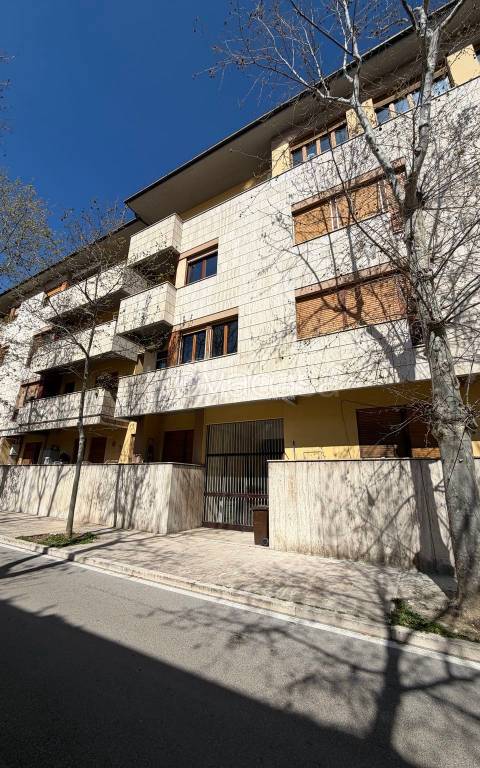 appartamento in vendita ad Ascoli Piceno