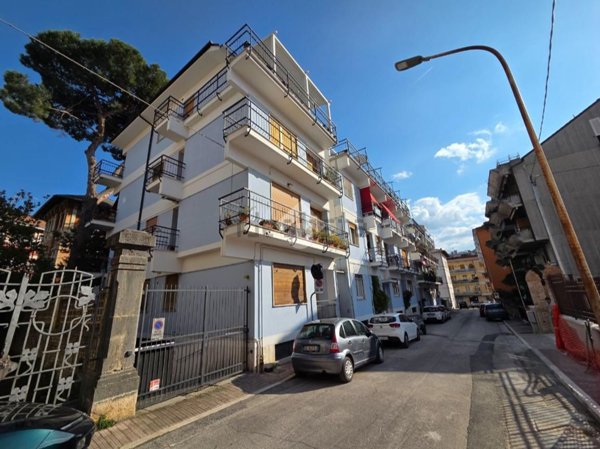 appartamento in vendita ad Ascoli Piceno in zona Campo Parignano