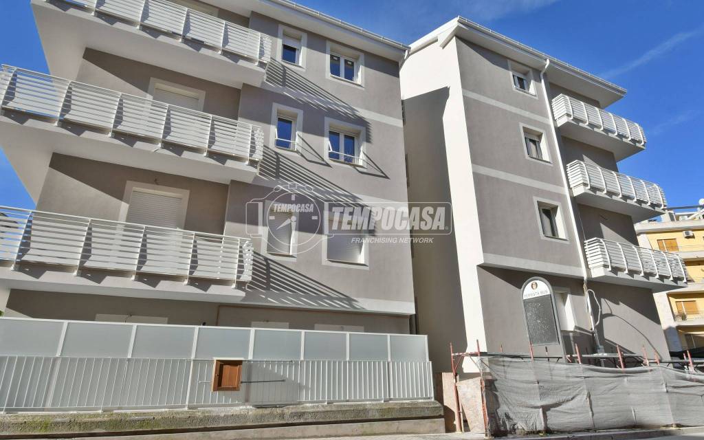 appartamento in vendita ad Ascoli Piceno in zona Borgo Solestà