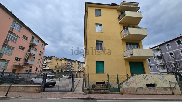 appartamento in vendita ad Ascoli Piceno in zona Borgo Solestà