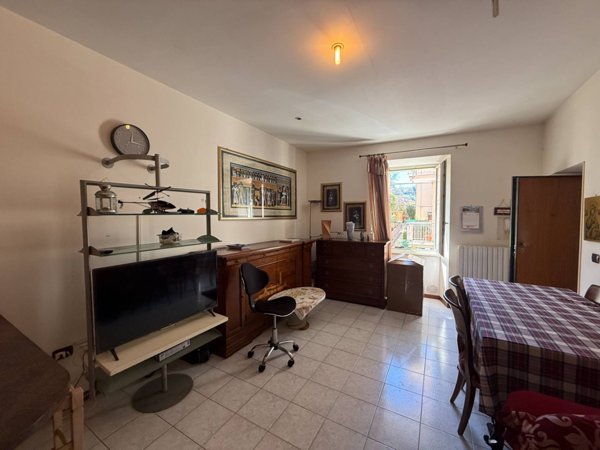 appartamento in vendita ad Ascoli Piceno in zona Borgo Solestà