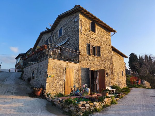 pentavano in vendita ad Ascoli Piceno