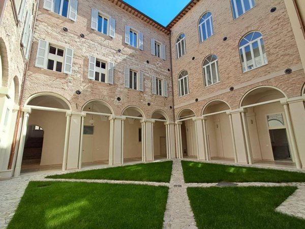 appartamento in vendita ad Ascoli Piceno in zona Centro Storico