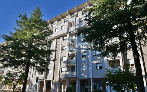 appartamento in vendita ad Ascoli Piceno in zona Monticelli