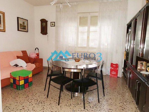 appartamento in vendita ad Ascoli Piceno in zona Borgo Solestà