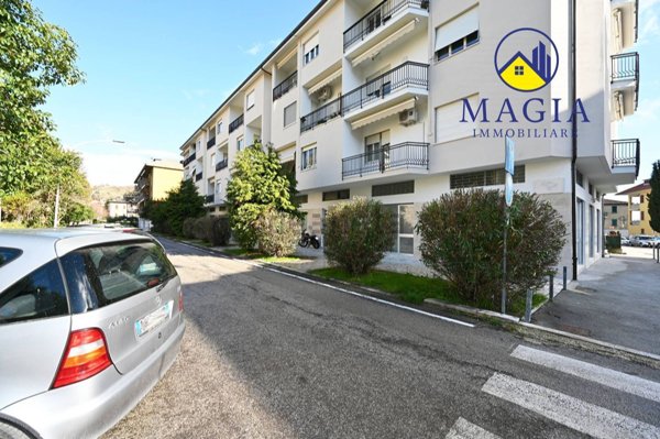 ufficio in vendita ad Ascoli Piceno in zona Centro Storico