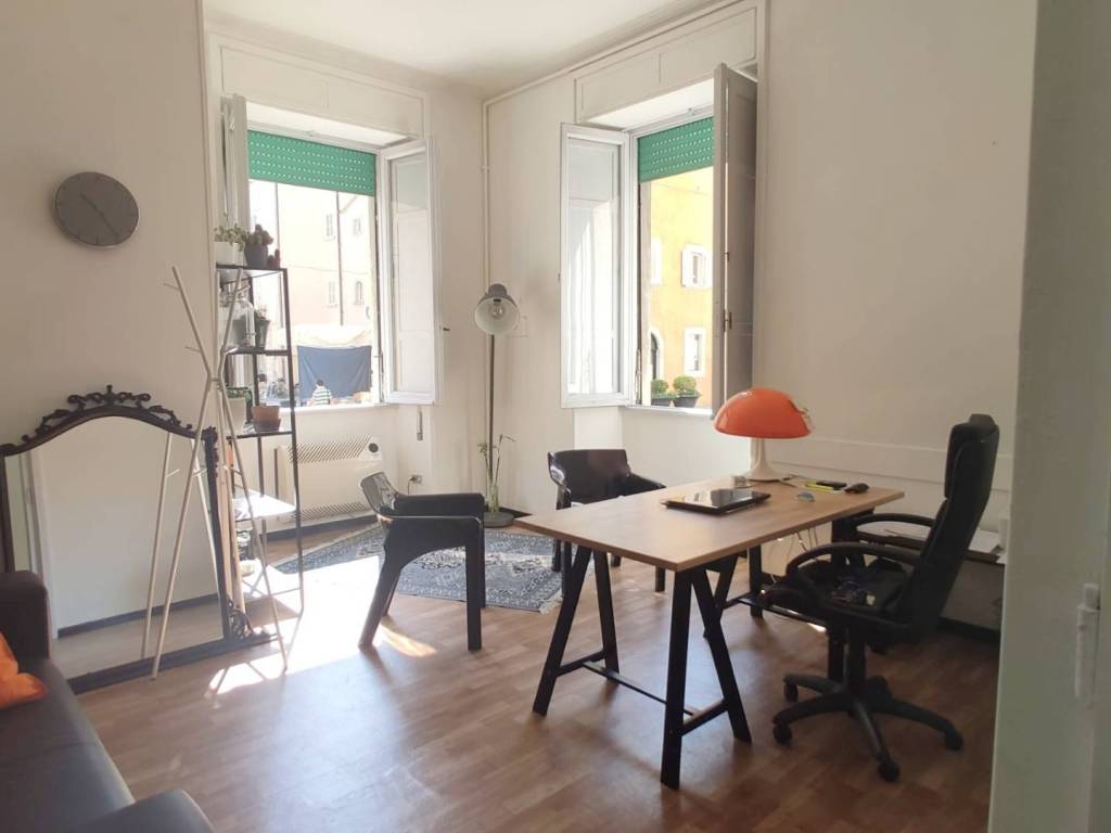 ufficio in vendita ad Ascoli Piceno in zona Centro Storico