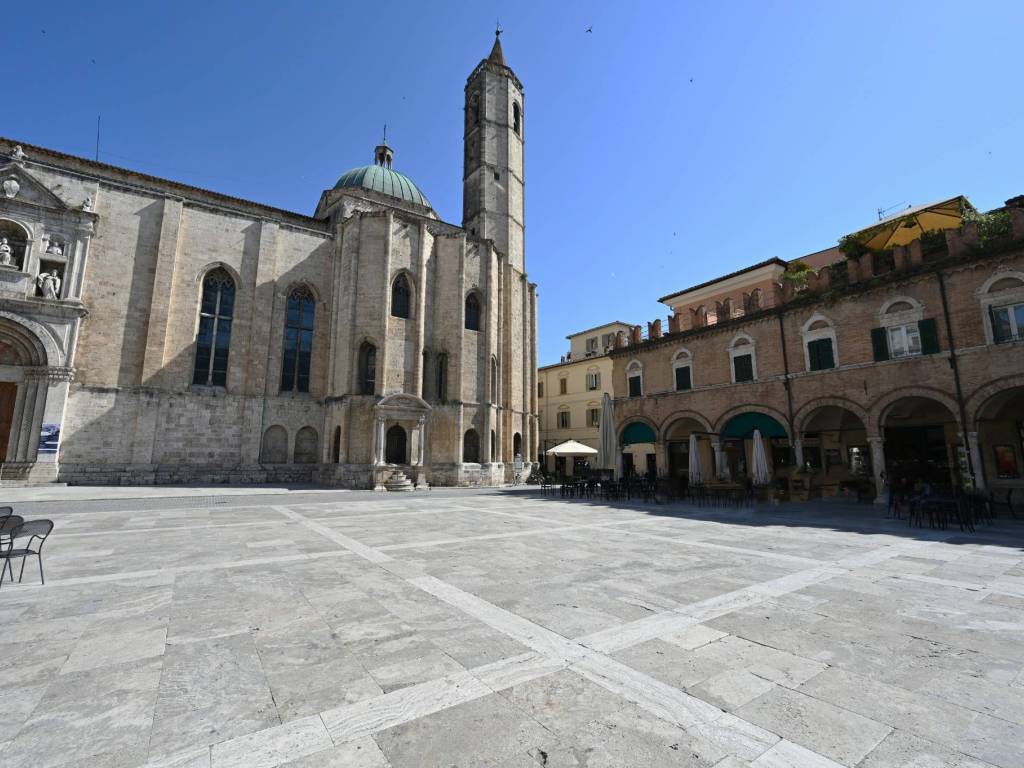 appartamento in vendita ad Ascoli Piceno