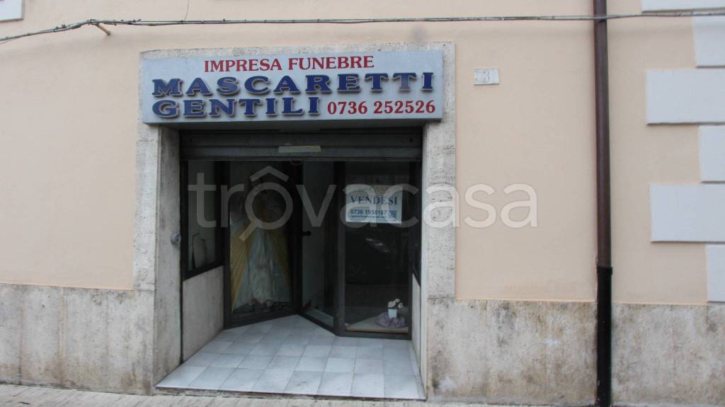 negozio in vendita ad Ascoli Piceno in zona Centro Storico