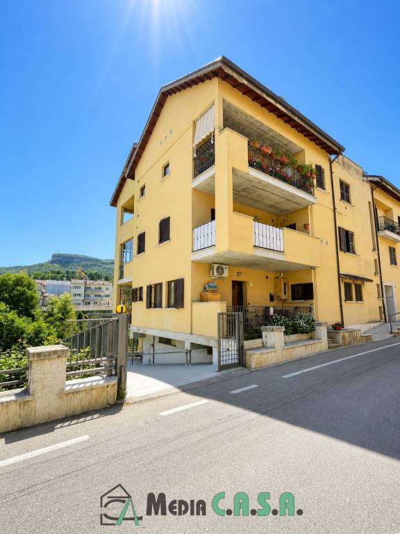 appartamento in vendita ad Ascoli Piceno in zona Centro Storico