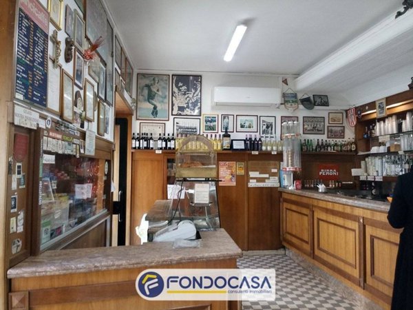 negozio in vendita ad Ascoli Piceno in zona Porta Maggiore