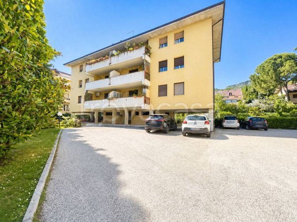 appartamento in vendita ad Ascoli Piceno