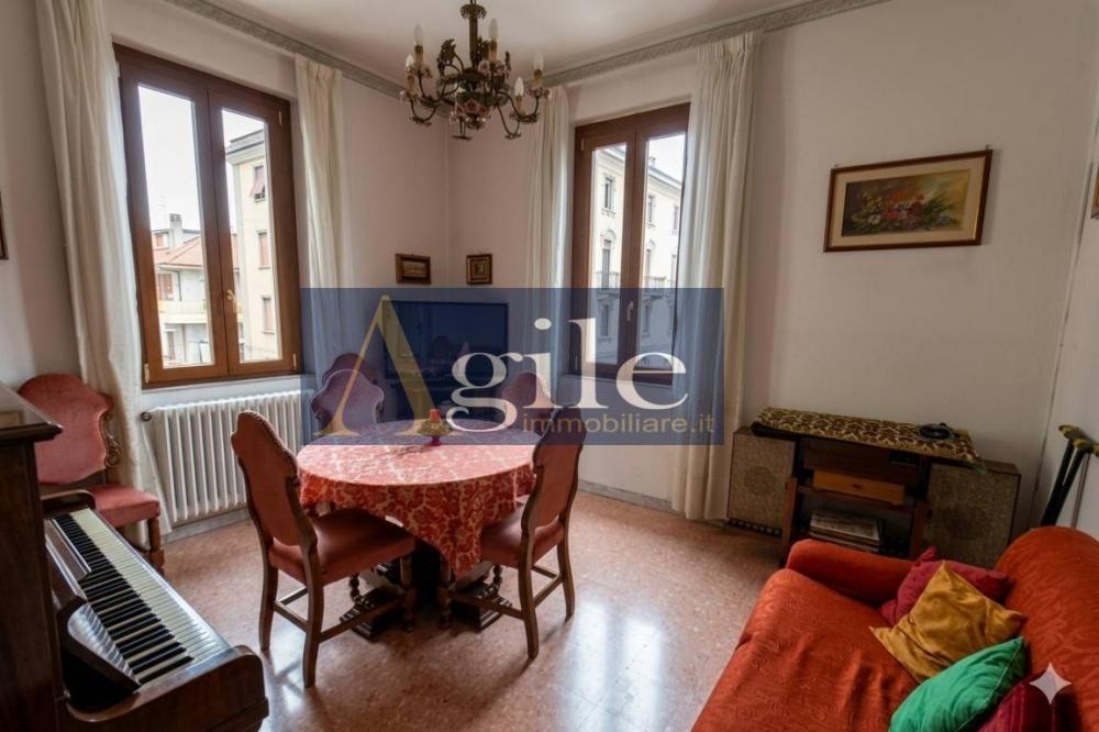 appartamento in vendita ad Ascoli Piceno