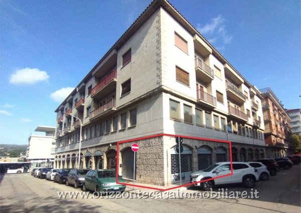 casa indipendente in vendita ad Ascoli Piceno in zona Porta Maggiore