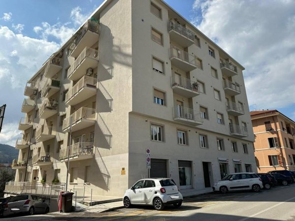 appartamento in vendita ad Ascoli Piceno in zona Campo Parignano