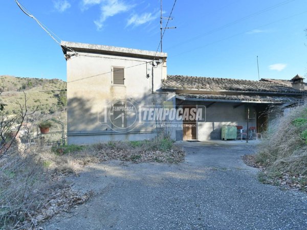 appartamento in vendita ad Ascoli Piceno in zona Valle Venere