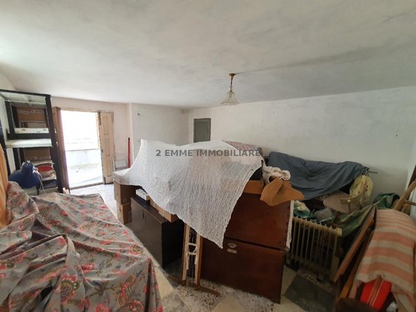 locale di sgombero in vendita ad Ascoli Piceno in zona Porta Maggiore