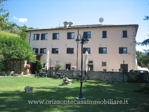 casa indipendente in vendita ad Ascoli Piceno in zona Castel Trosino