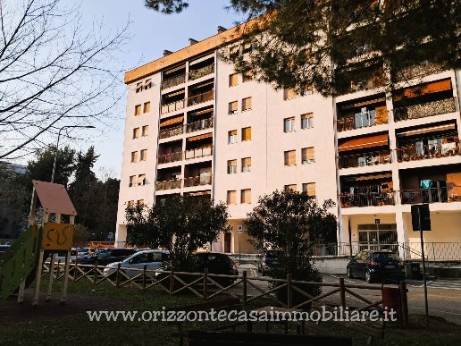 appartamento in vendita ad Ascoli Piceno in zona Monticelli
