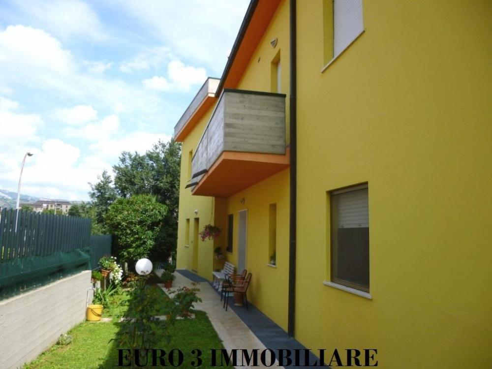casa indipendente in vendita ad Ascoli Piceno in zona Porta Maggiore