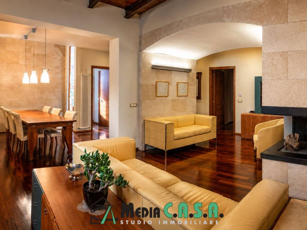 appartamento in vendita ad Ascoli Piceno