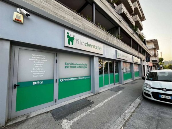 negozio in vendita ad Ascoli Piceno in zona Porta Maggiore