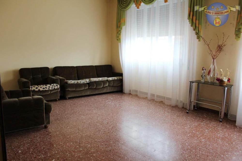 appartamento in vendita ad Ascoli Piceno