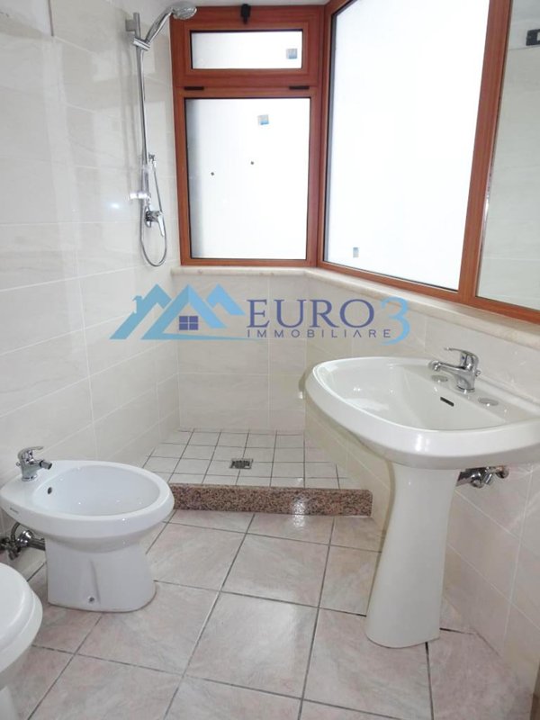 casa indipendente in vendita ad Ascoli Piceno in zona Croce di Tolignano