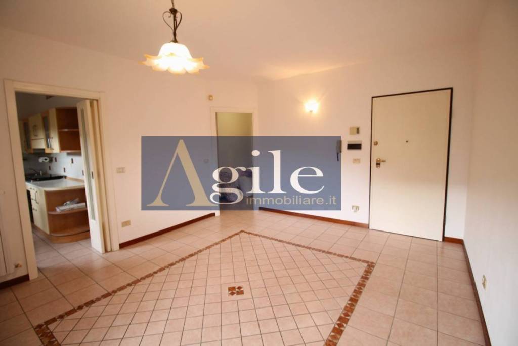 appartamento in vendita ad Ascoli Piceno in zona Borgo Solestà