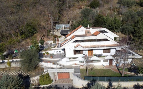 casa indipendente in vendita ad Ascoli Piceno