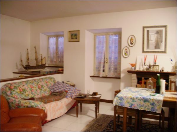casa indipendente in vendita ad Ascoli Piceno