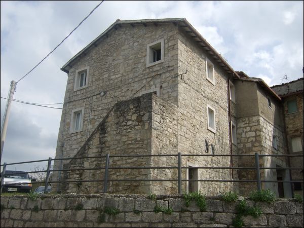 casa indipendente in vendita ad Ascoli Piceno in zona Piagge