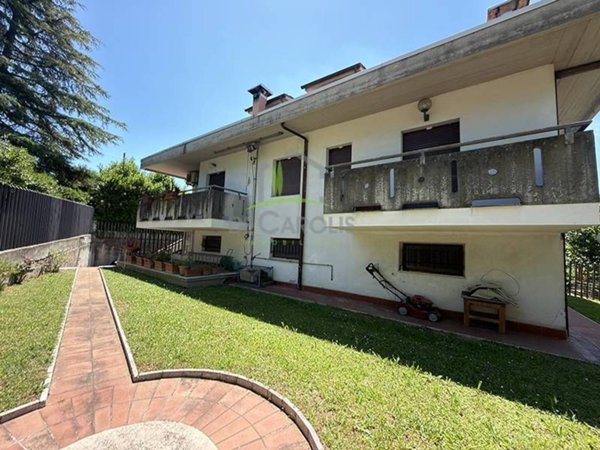 casa indipendente in vendita ad Ascoli Piceno