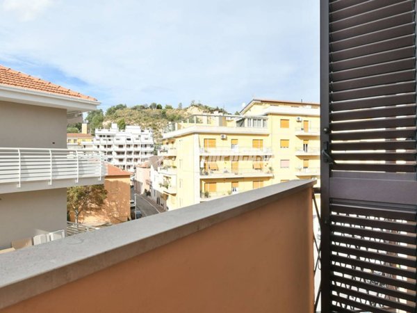 appartamento in vendita ad Ascoli Piceno in zona Borgo Solestà