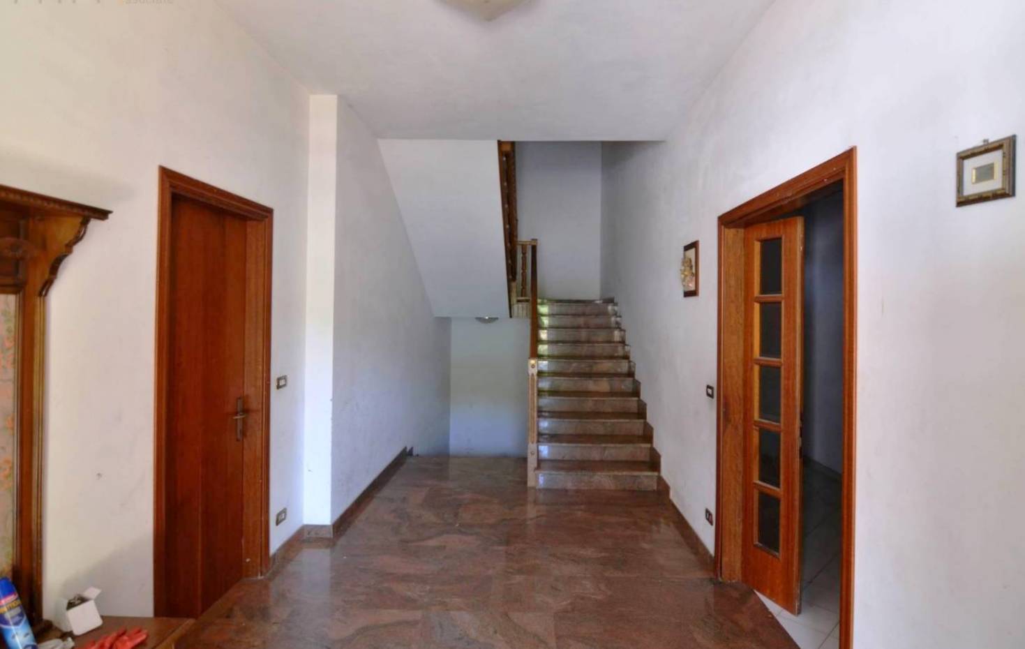 casa indipendente in vendita a Carassai