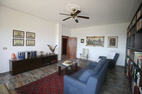 casa indipendente in vendita a Carassai