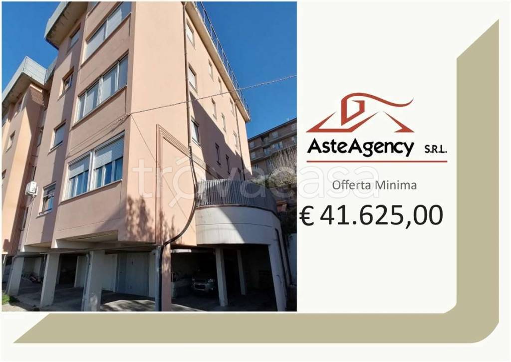 appartamento in vendita a Carassai