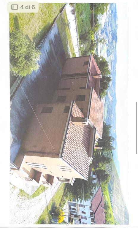 casa indipendente in vendita a Carassai in zona Rocca di Monte Varmine