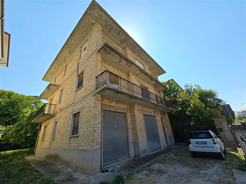 appartamento in vendita a Castel di Lama in zona Piattoni/Villa Sant'Antonio