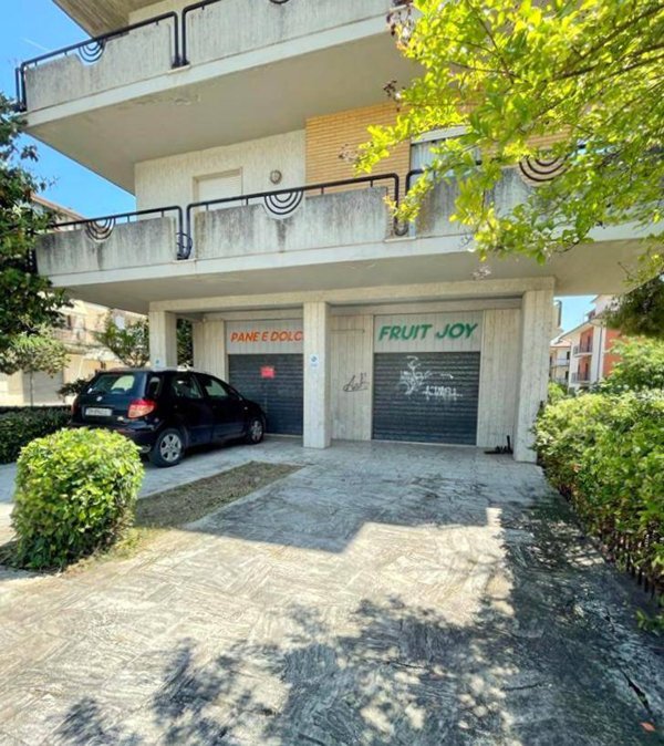 casa indipendente a Castel di Lama in zona Piattoni/Villa Sant'Antonio