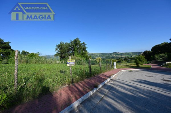 terreno edificabile in vendita a Castel di Lama