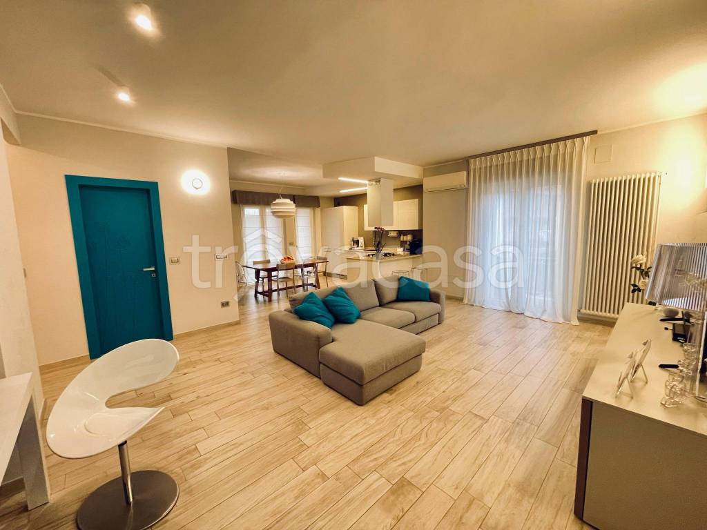 appartamento in vendita a Castel di Lama