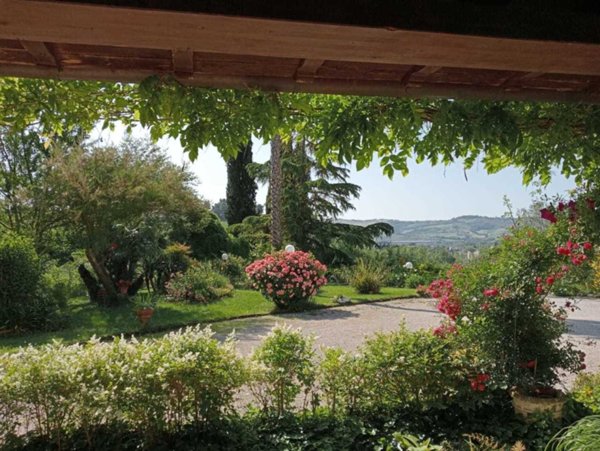 casa indipendente in vendita a Castel di Lama
