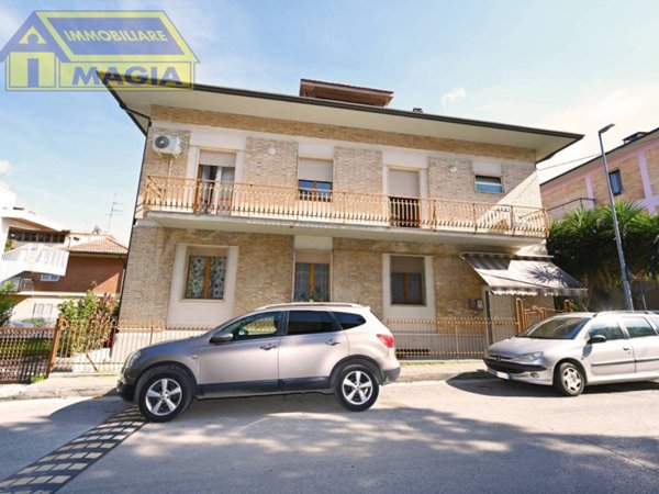 casa indipendente a Castel di Lama in zona Piattoni/Villa Sant'Antonio