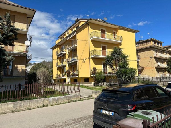 appartamento in vendita a Castel di Lama in zona Piattoni/Villa Sant'Antonio