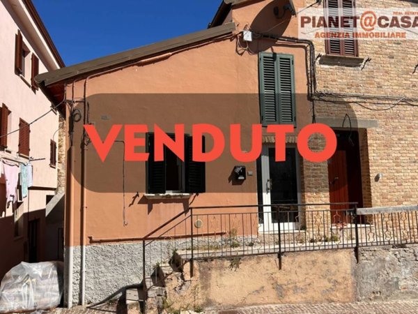 casa indipendente in vendita a Castel di Lama