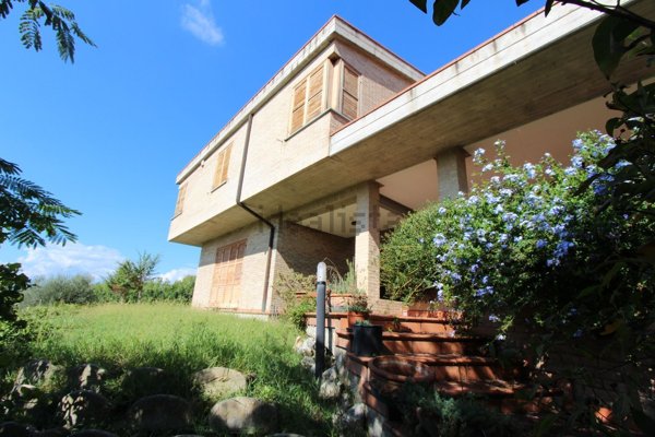 casa indipendente in vendita a Castel di Lama