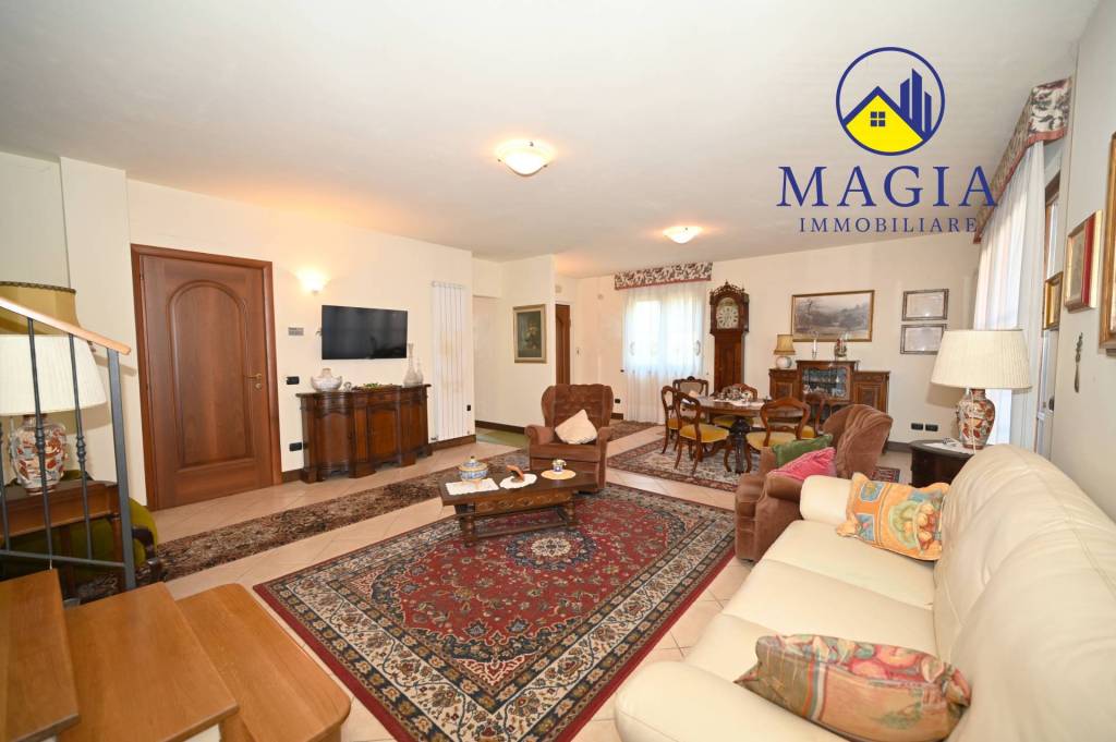 casa indipendente in vendita a Castel di Lama